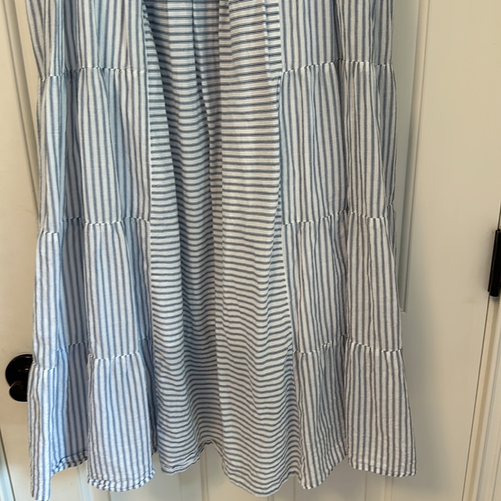 XiRENA Blue and White Striped Midi Dress - Picture 3 of 6